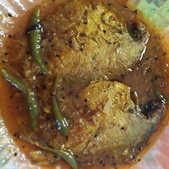 A picture of Pomfret maccha jhola.