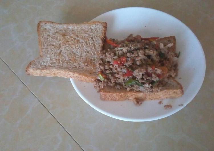 Easiest Way to Make Any-night-of-the-week Mince Meat Sandwich # Local Ingredients Contest
