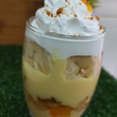 A picture of Creamy Custard Biscuit delight.