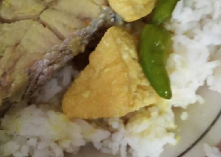 Kakap bumbu kuning