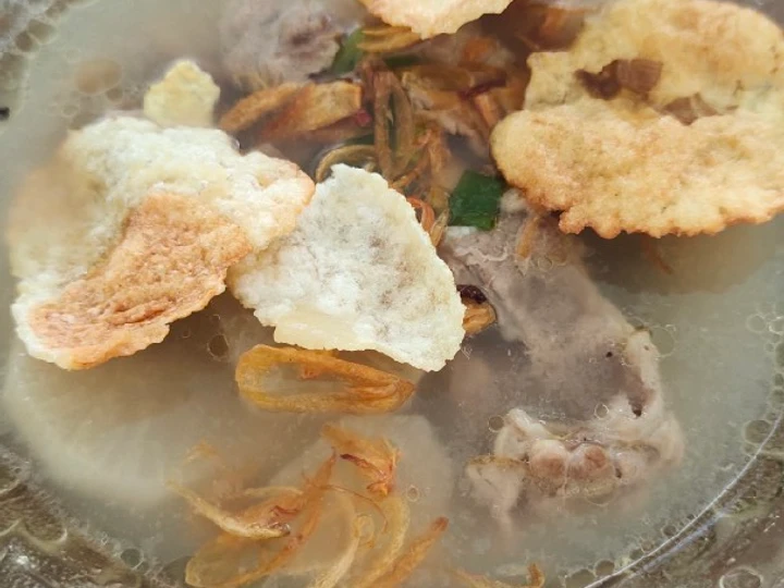 Langkah Mudah untuk Menyiapkan Resep Sop lobak sapi slice nyummy +tips yang Enak Banget