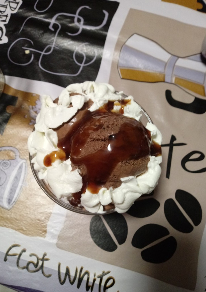 Una foto de Helado de chocolate con sabor a naranja