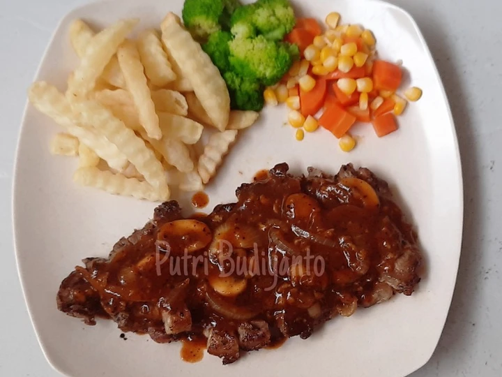 Cara Mudah Menyiapkan Resep Sirloin steak with blackpaper souce yang Bikin Ngiler Anti Ribet, Lezat Sekali