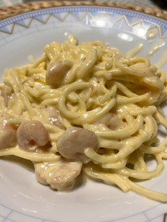 Una foto de Fideo con camarones