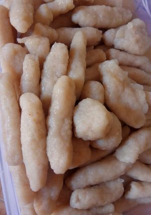 Foto resep Pempek ikan tenggiri, simpel,mudah cepet pula😅😂