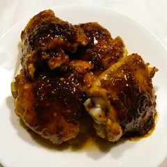 A picture of Sticky ginger lime chicken.