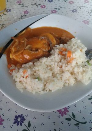 Una foto de Pollo con chipotle y champiñones 😈