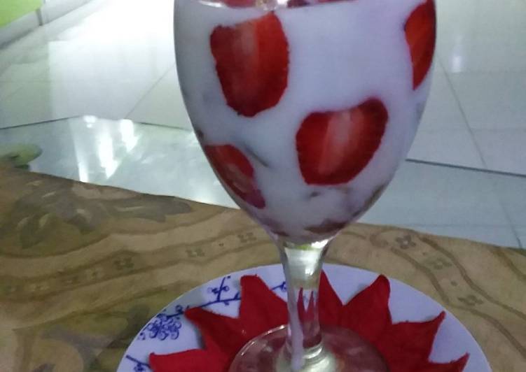 Strawberry shake #fruit contest