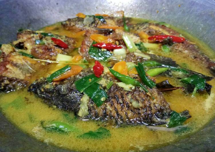 Resep Pindang Pesmol Ikan Mas Yang Enak