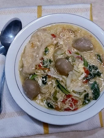 Langkah Gampang Membuat Resep Seblak mie asam pedas yang Menggugah Selera Anti Ribet, Uenak Banget