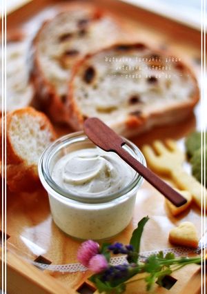 A picture of Delicious Buttercream.