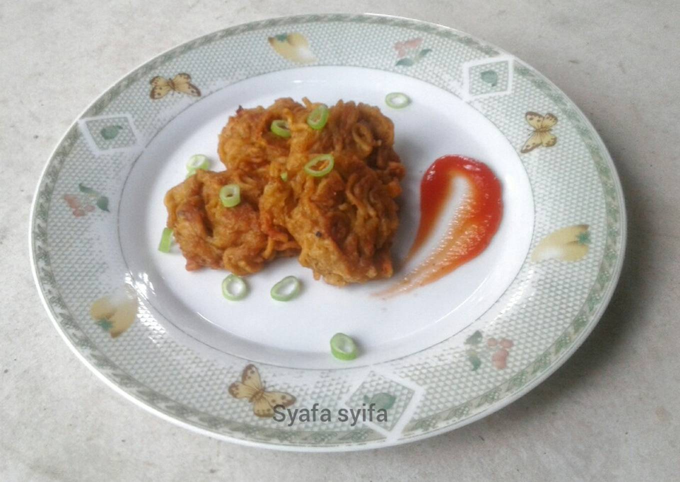 Perkedel kentang mie