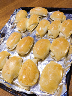 A picture of Bread Stuffed with Egg.