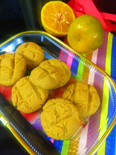 A picture of Orange Cookies.