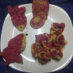 A picture of Beet root with flower and fish.