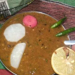 A picture of Urad or chana daal.