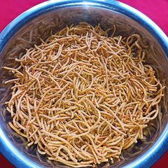 A picture of Tikka (chilli) Ganthiya.