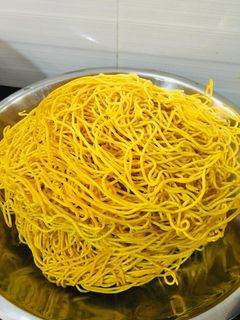 સેવ (Sev Recipe In Gujarati) રેસીપી મુખ્ય ફોટો