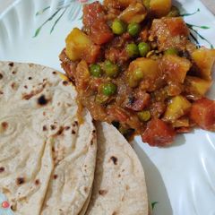 A picture of Gajar Matar Ki sabji.