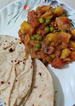 A picture of Gajar Matar Ki sabji.