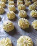 Biskut Semperit Susu