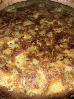 Una foto de Tortilla con papa cocida!!