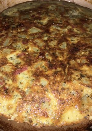 Una foto de Tortilla con papa cocida!!