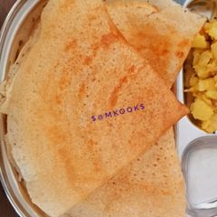 A picture of Crispy Semolina Dosa.