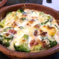 Foto principal de Brócoli con “bechamel” gratinada