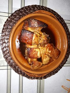 Una foto de Paleta de cerdo asada en su jugo