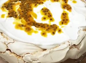 Foto de Pavlova de Maracujá