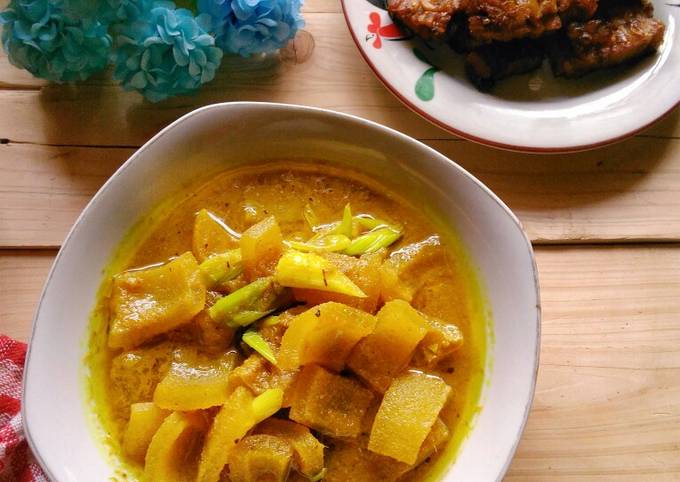 Resep Kikil Sapi Kuah Kuning Oleh Nirmala Lili Cookpad