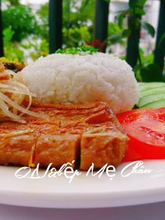 Hình của món Cơm sườn chay.