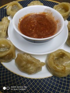 मोमोज (Momos recipe in Hindi) रेसिपी मुख्य फोटो