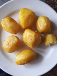 A picture of Roast potatoes.