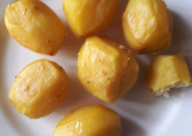 Roast potatoes