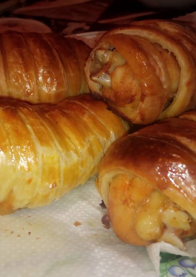 Круасан з курячими гомілками🙃