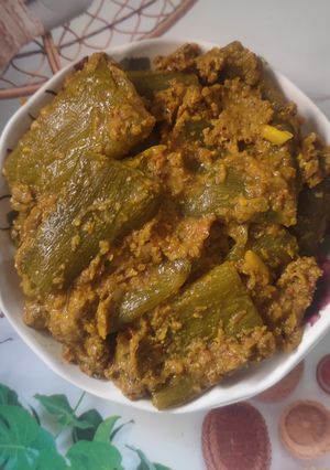 चेट्टिनाड मसाले के भरवा चिचिण्डा रेसिपी मुख्य फोटो
