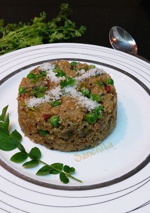 A picture of Oats Quinoa Mix Veg Upma.