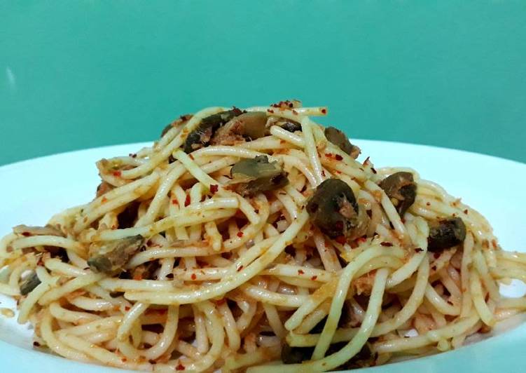 Cara Gampang Menyiapkan Spaghetti Aglio Olio simple yang Enak Banget