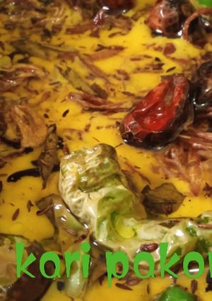 A picture of Karhi pakora.