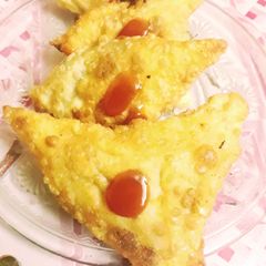 A picture of Cheesy Paneer Samosa# Wmc.