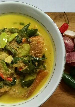 Foto resep Ikan Asap Santan Pedas