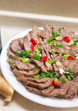 滷牛腱 的食譜成品照片
