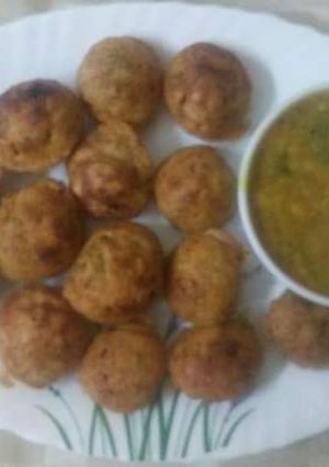 A picture of Masala gundupongalu/ Masala Appe/ Masala Paniyaram/ Guliappa.