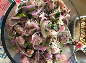Una foto de Ceviche de atún rojo