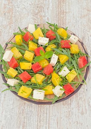 Une photo de Salade de pastèque /mangue/feta