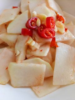 涼拌大頭菜 的食譜成品照片