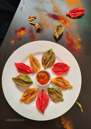 A picture of Colourful Mathri.