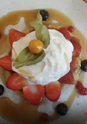 Φωτογραφία της συνταγής Gourmet love με φράουλες και κρέμα κατίκι